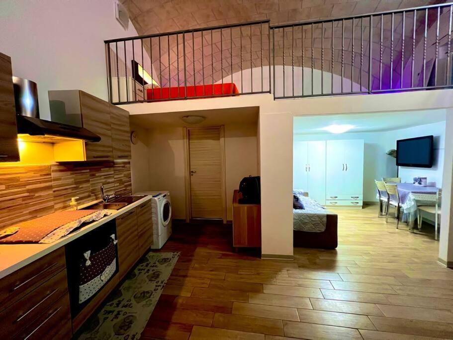 Casa Vacanza , Marianna Apartment เนเปิลส์ ภายนอก รูปภาพ