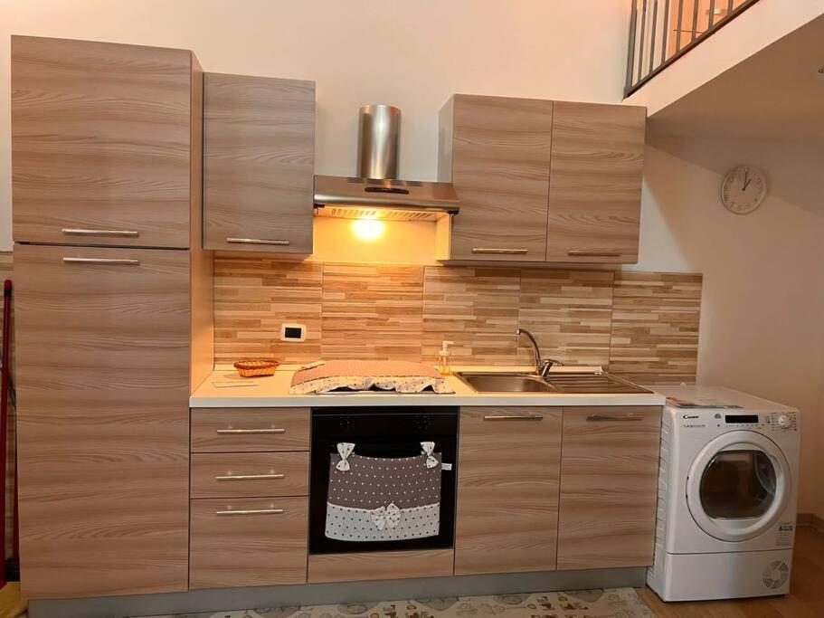 Casa Vacanza , Marianna Apartment เนเปิลส์ ภายนอก รูปภาพ